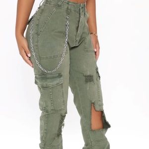 Fashion Nova- Cargo Joggers